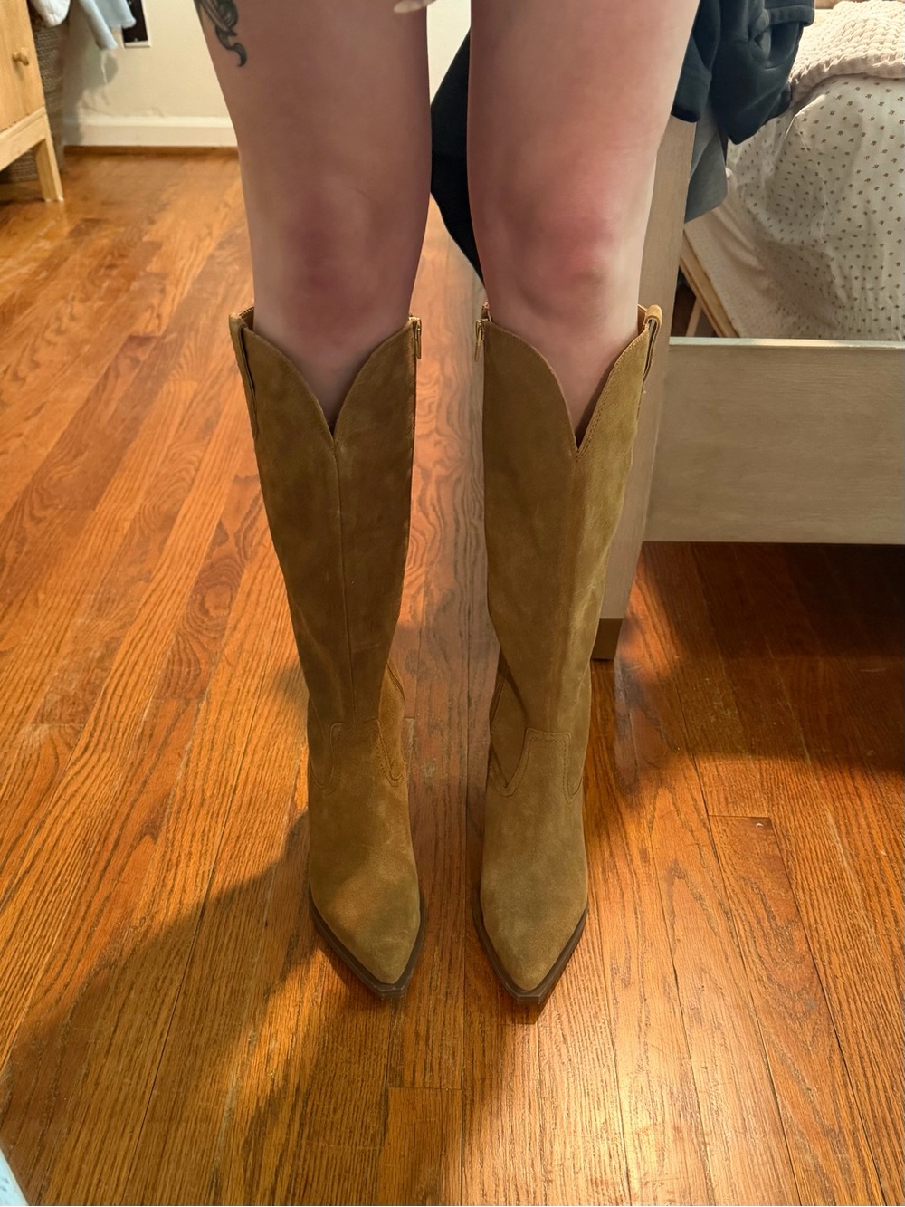 Dolce Vita Ratana Suede Boots - Picture 7 of 8